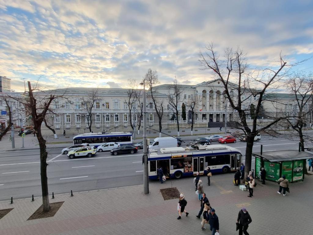 White New Apartments Ultracentral 2-Rooms In The Heart Chişinǎu Buitenkant foto